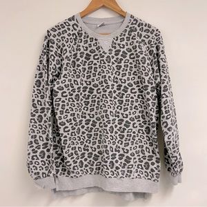 Little Bipsy Gray Leopard Cheetah Print Pullover Crewneck Sweatshirt Size M